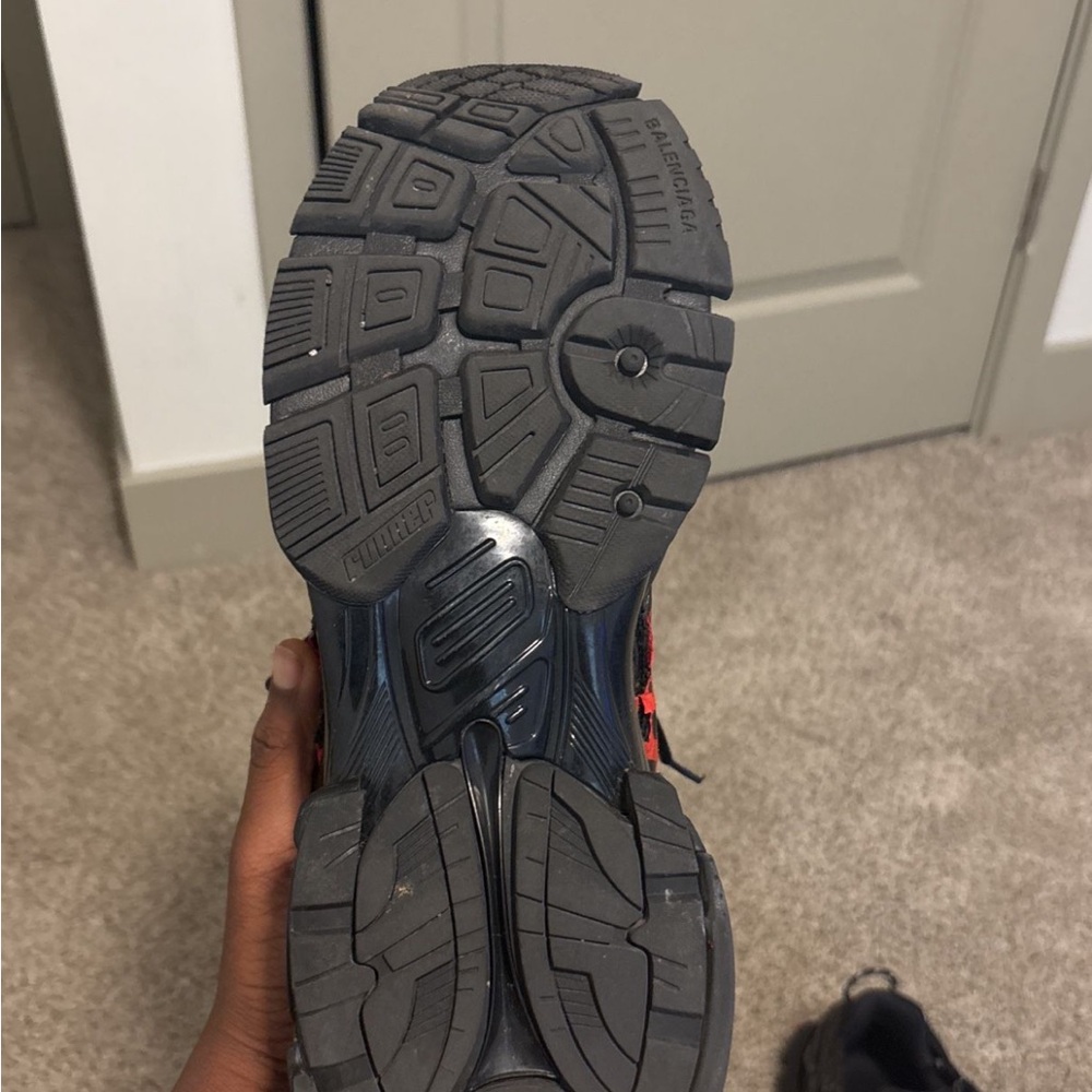 Balenciaga Black and Red Sneakers - Picture 4 of 5